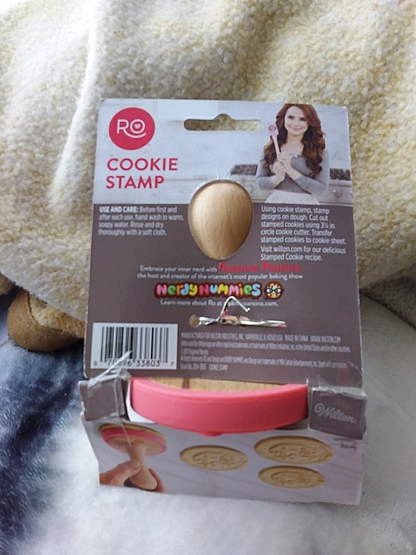 Rosanna Pansino RO By Wilton Nerdy Nummies Round Cookie Stamp~3.25" Logo Cookies gallery