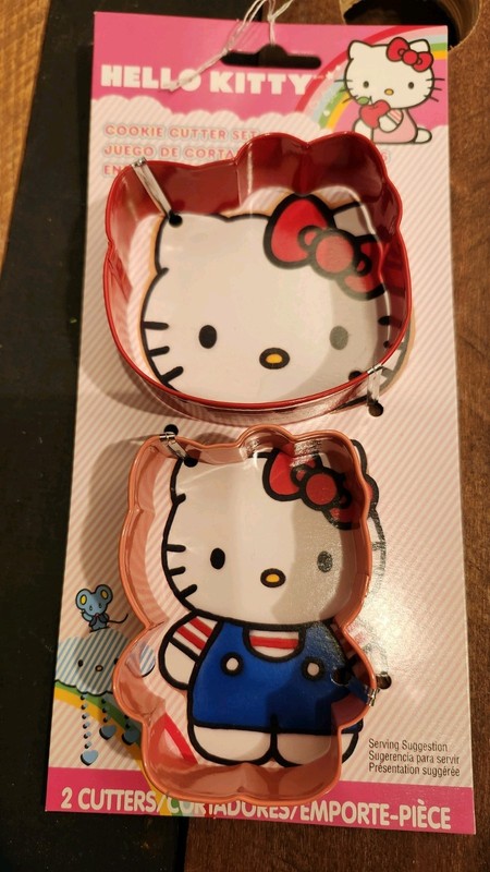 Hello Kitty Cookie Cutter Set Wilton Brand New! gallery