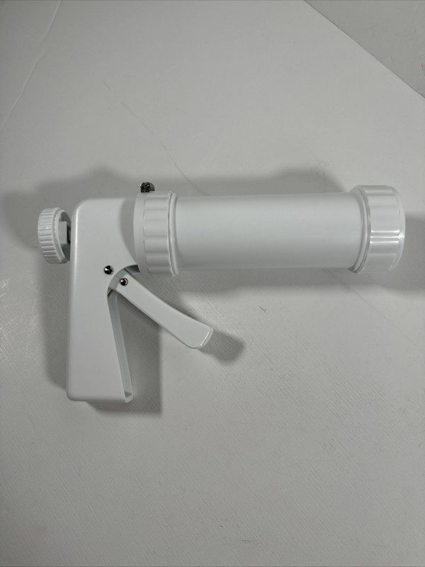 Wilton Spritz Cookie Press, 12 Design Discs gallery