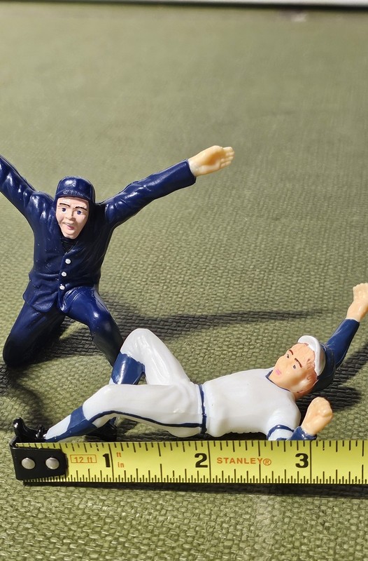 1978 Wilton 3 Piece Baseball Cake Toppers gallery
