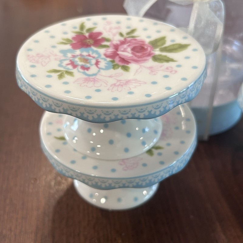 Grace Teaware Individual Cupcake Stands. Set of 4. Excellent Condition gallery