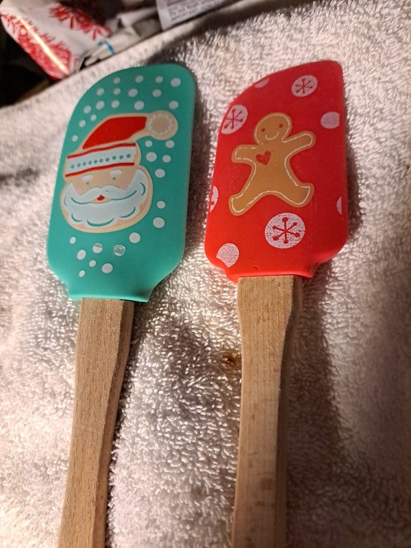 Wilton Ginger Bread And Santa No Brand Silicone Spatula