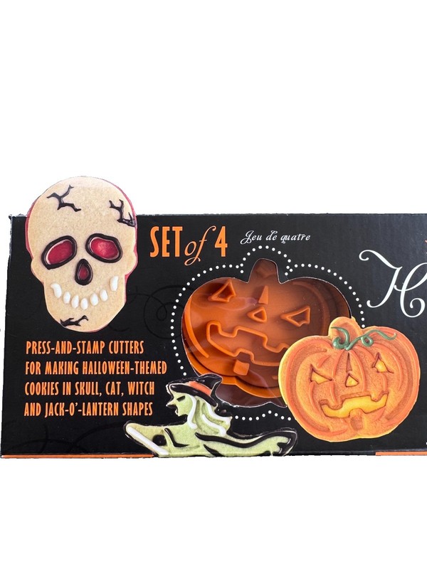 Williams-Sonoma Kids Halloween Cookie Cutters – Set of 4 Skull Pumpkin Witch Cat gallery