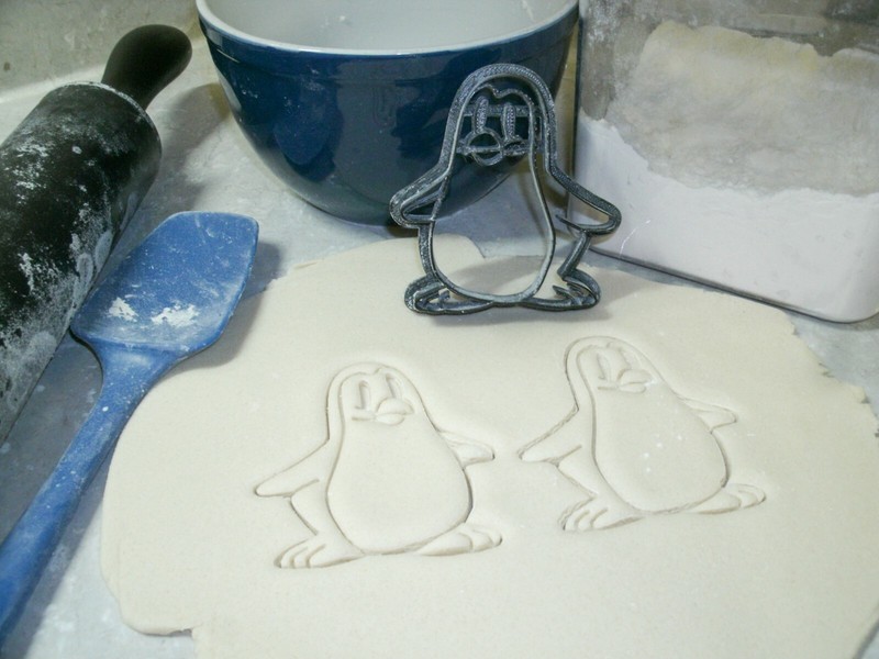 PENGUIN WITH DETAILS CARTOON SPECIAL OCCASION COOKIE CUTTER 3D PRINTED USA PR379 gallery