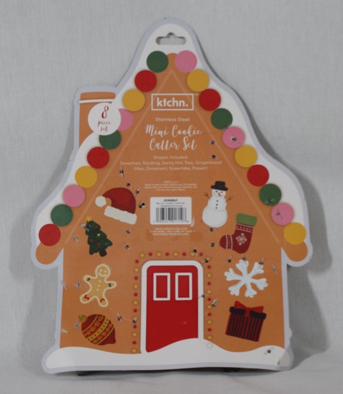 KTCHN MINI STAINLESS STEEL SET OF 8 CHRISTMAS COOKIE CUTTER SET NEW ON CARD gallery