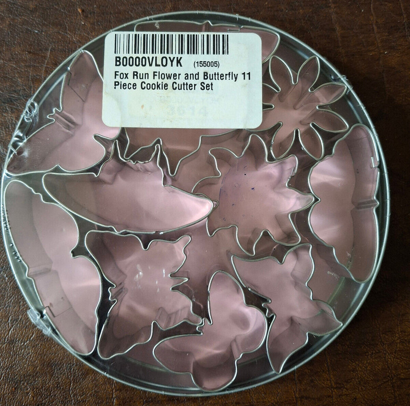 Fox Run butterfly and flower mini cookie cutter set 11 pc unopened