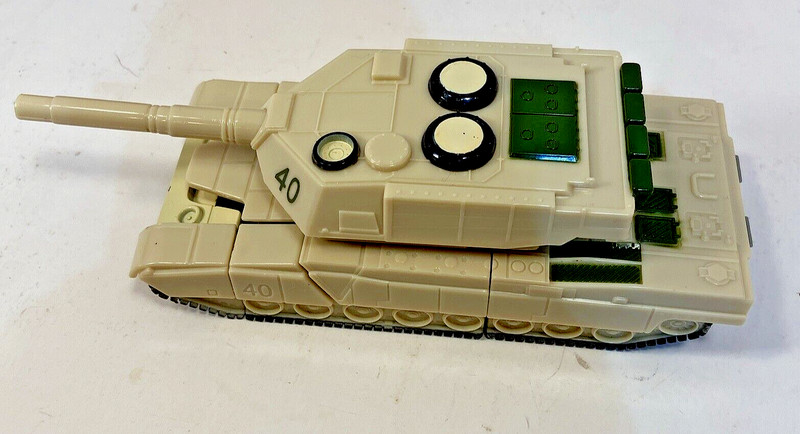 DECOPAC #40 Military Tank Transformer Robot Bootleg Action Figure Vintage