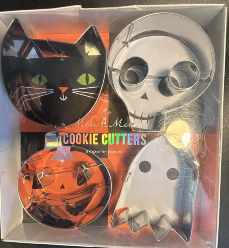 Meri Meri Boxed Set of 4 Halloween Cookie Cutters Never Opened Stainless Steel gallery