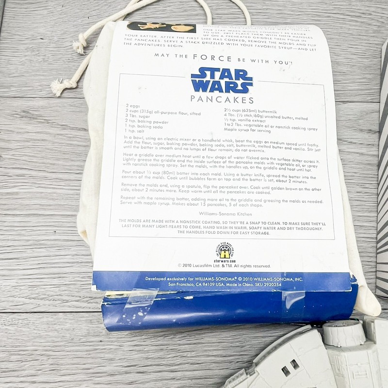 Star Wars Cupcake Toppers & Pancake Molds Crate & Barrel William Sonoma NEW!!! gallery