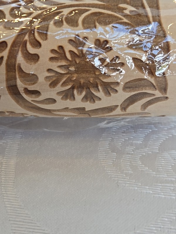 European Retro Swirls Snowflake Engraved Wooden Embossed Cookies Rolling Pin NEW gallery