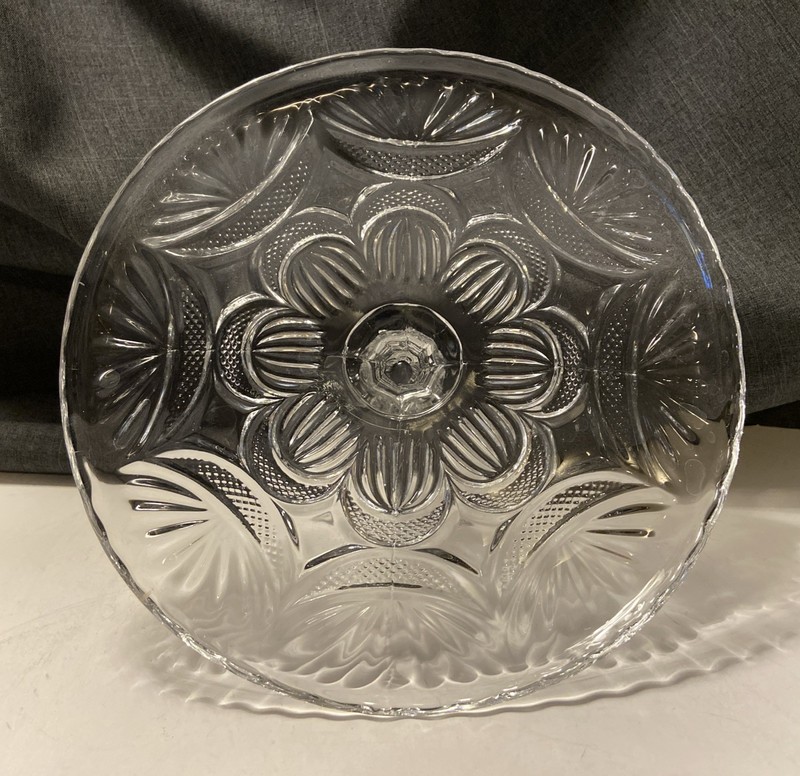 Vintage 9.5” Pineapple Pattern? Pressed Glass Pedestal Pastry Cake Plate gallery