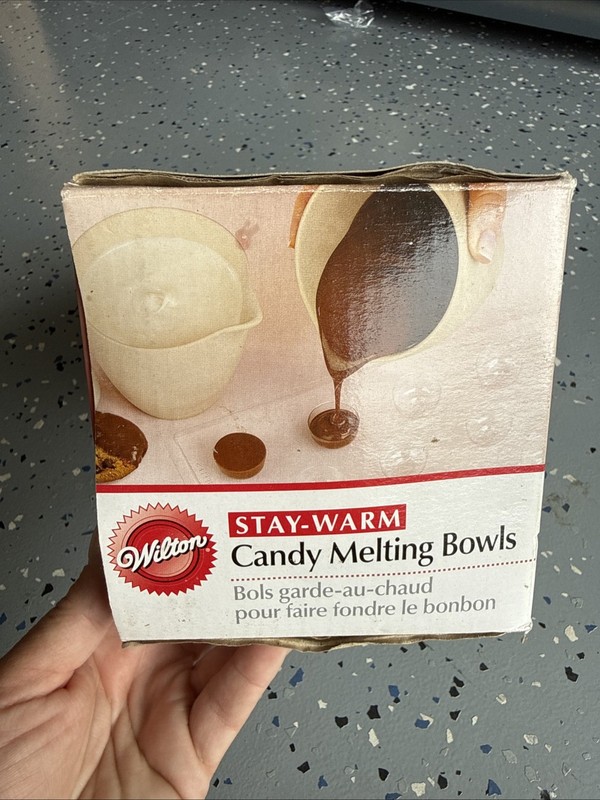 Wilton 2 Count Convenient Candy Melting Bowls For Melting Pouring & Dipping gallery