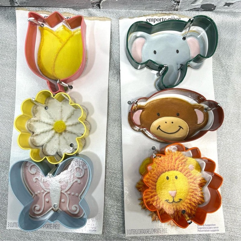 Cookie Cutter Sets 20 pieces - Holiday, Spring Flowers, Safari, Ocean and Snoopy gallery