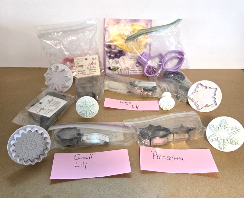 Huge Lot Flower Cake Fondant Gum Paste Decorating Orchids Plungers Cutters gallery