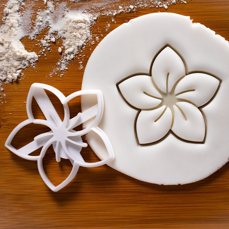 Frangipani Flower Cookie Cutter – floral spring garden tea party flora bloom