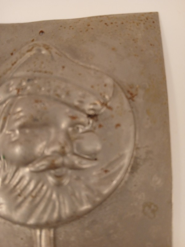 Vintage Christmas Santa Claus Metal Lollipop Sucker Mold READ gallery
