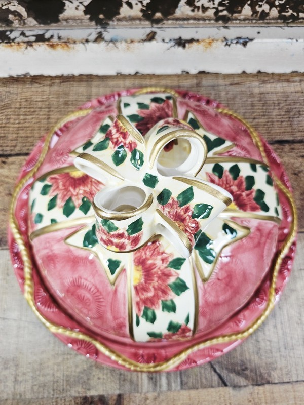 Vintage World Bazaar Inc. covered cake plate with Poinsette gift design. 1990s gallery