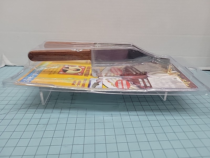 Debbie Meyer Kake Kut'r Cake Slicers BROWN Handles Wedding, Shower NEW! gallery