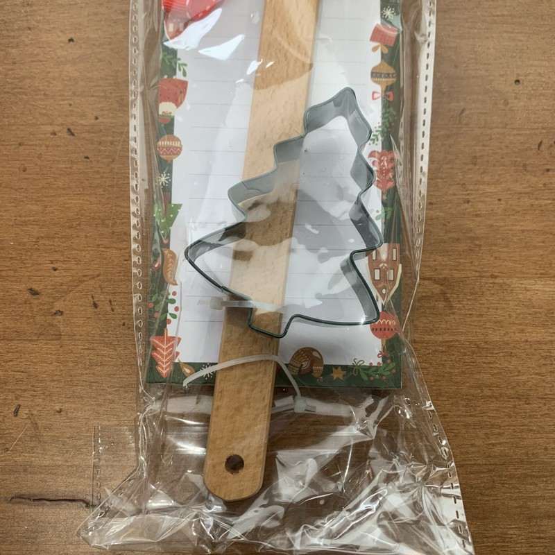 Lillian Vernon Current Christmas Spatula, Cookie Cutter & List Pad 3 Piece Set gallery