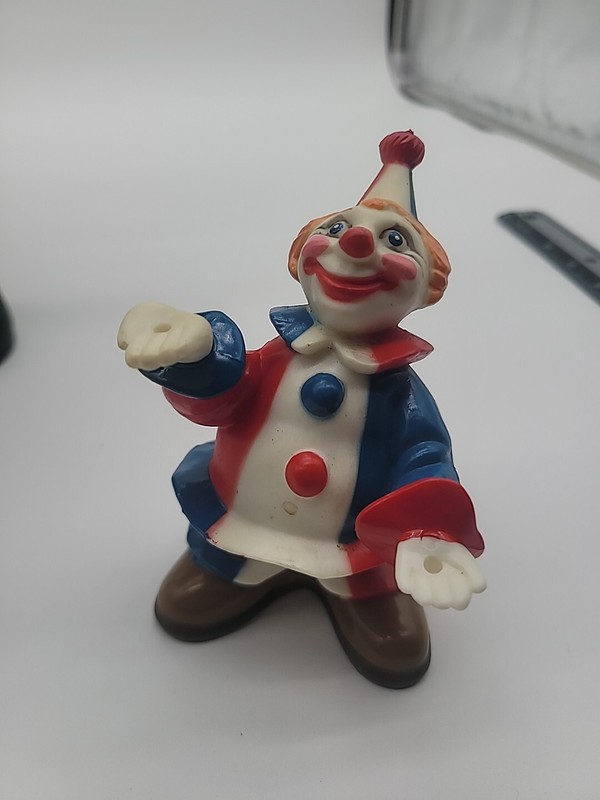 1977 Wilton Juggler Clown Cake Topper – 4″ – Made in Hong Kong