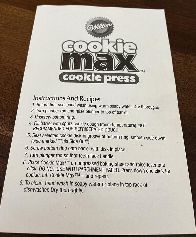WILTON 2001 Cookie Max Cookie Press 12 Unique Designs for All Occasions gallery