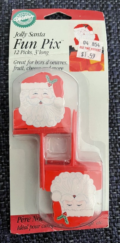 Wilton Jolly Santa Fun Pix NEW 12 CT