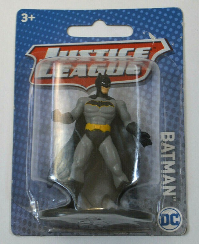 Justice League Batman 2.75″ PVC Figurine Cake Topper Stocking Stuffer New