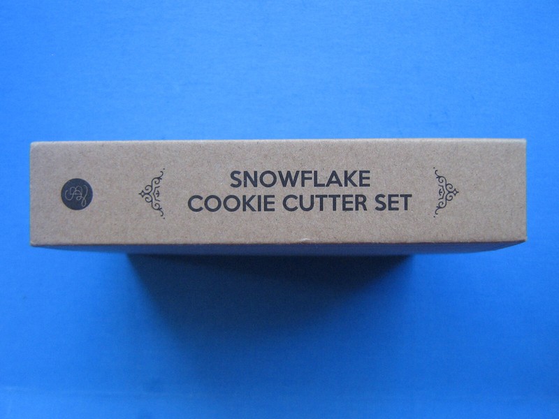 SNOWFLAKE COOKIE CUTTER 6 Pc. Nesting Set by Santa Barbara Design Studio ex cond gallery