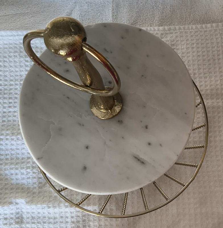 Vintage Marble Gold Tone Wire Fruit Basket Stand Ring Handle 13.5" gallery