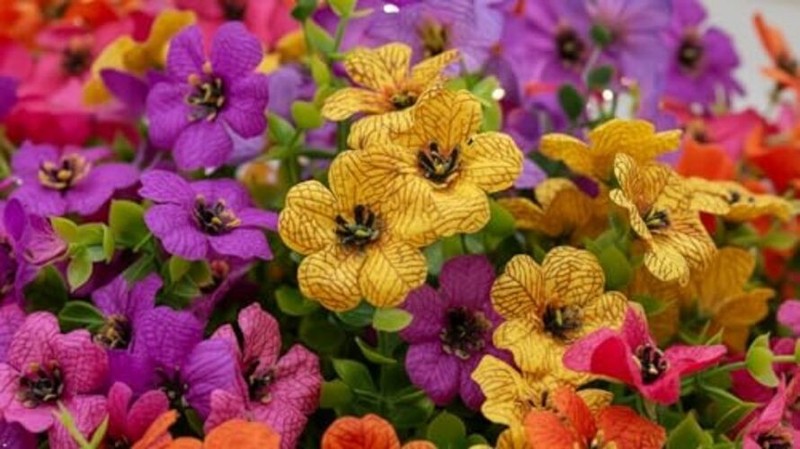 Artificial Fake 16ps Mix-3 Red+3 Yellow+3 Purple+3 Rose Red+green Plants gallery