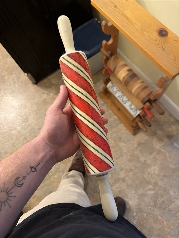 Set of 4 Wood Plain Rolling Pins w/ Handles, Multicolor Striped Hearts gallery