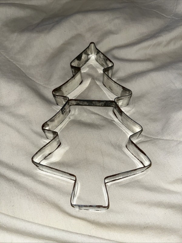 VTG 1984 Fox Run Metal TREE Cookie Cutter Holiday Large 7.5 Inches Christmas USA gallery
