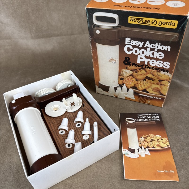 VINTAGE 1983 Hutzler Gerda Cookie Press&Cake Decorator COMPLETE Easy Action #695