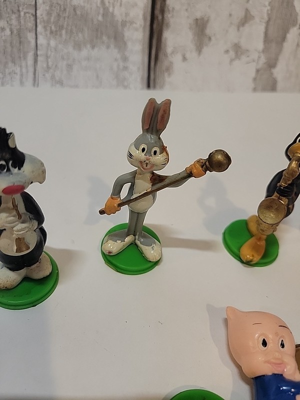 Vintage Wilton’s Looney Tunes Complete Band Set Of Cake Toppers Figures Lot 5 gallery