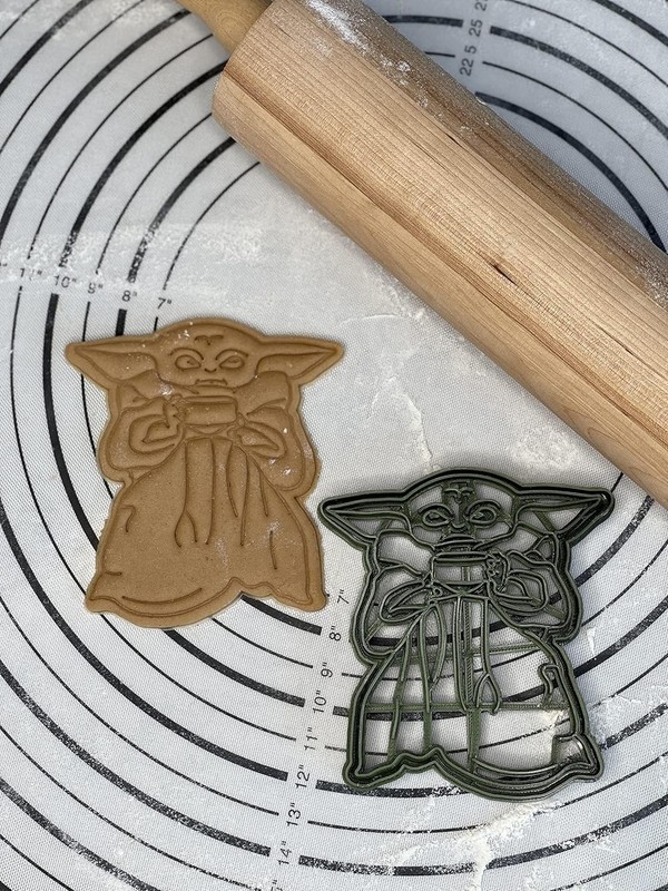 Grogu With Soup Bowl | The Mandalorian | Baby Yoda | Cookie Cutter 4 In