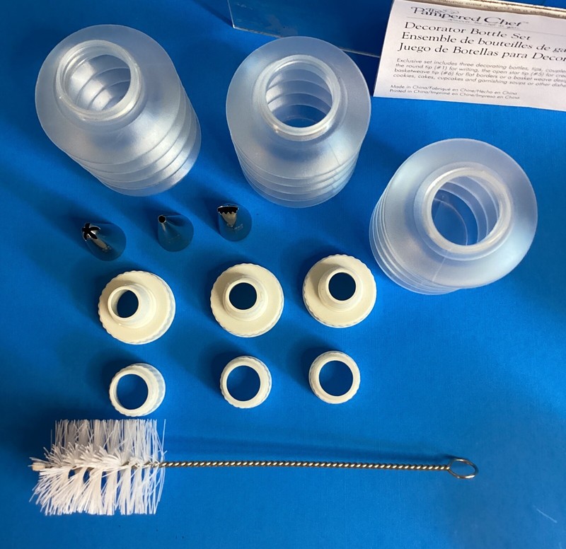 NEW PAMPERED CHEF DECORATOR BOTTLE SET 1585 WITH CLEANING BRUSH gallery