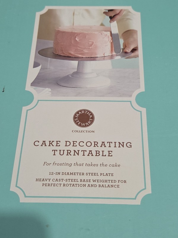 2007 Martha Stewart Collection Cake Decorating Turntable gallery