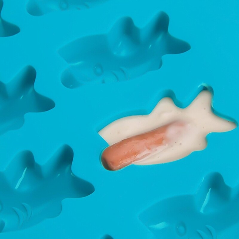 8-Cavity Shark Shaped Silicone Resin Mold 3D Fondant Mould Baking DIY Supplies gallery