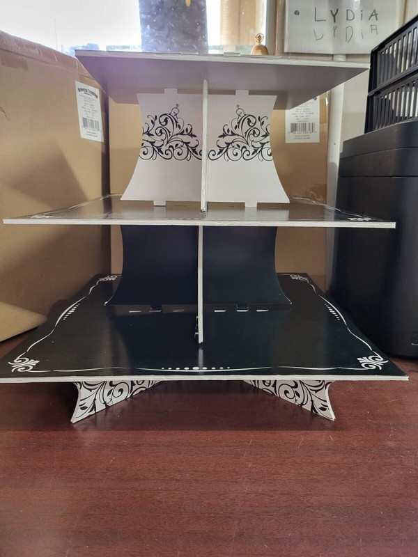 Oriental Trading Cupcake Holder Black & White 16W x 15″H 3/8833