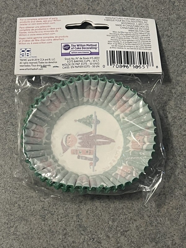 Elf ont he Shelf Christmas Standard Baking Cup 50 ct from Wilton NEW gallery