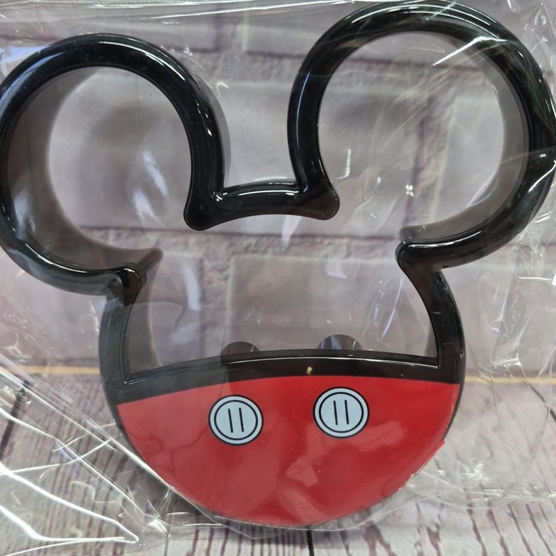 Disney Mickey & Minnie Mouse Plastic Fun Shape Bread Crust Cutter, Lot Of 2 gallery