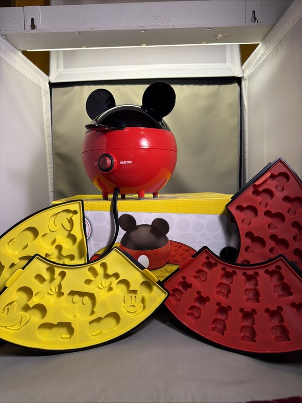 Mickey Mouse Gummy or Chocolate Treat Maker 4 Mold Trays And Warming Unit