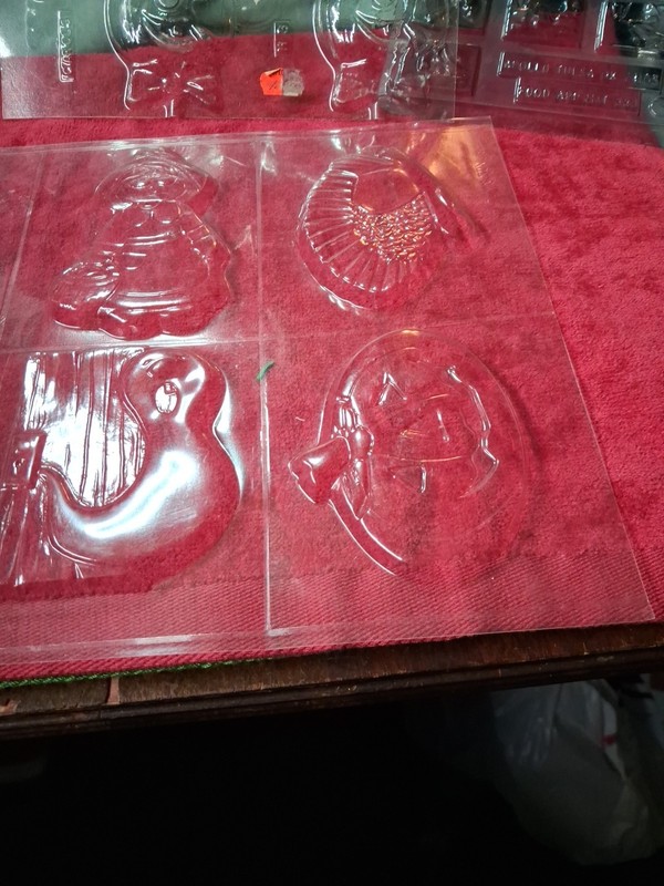 3 Fall Chocolate Candy Molds gallery