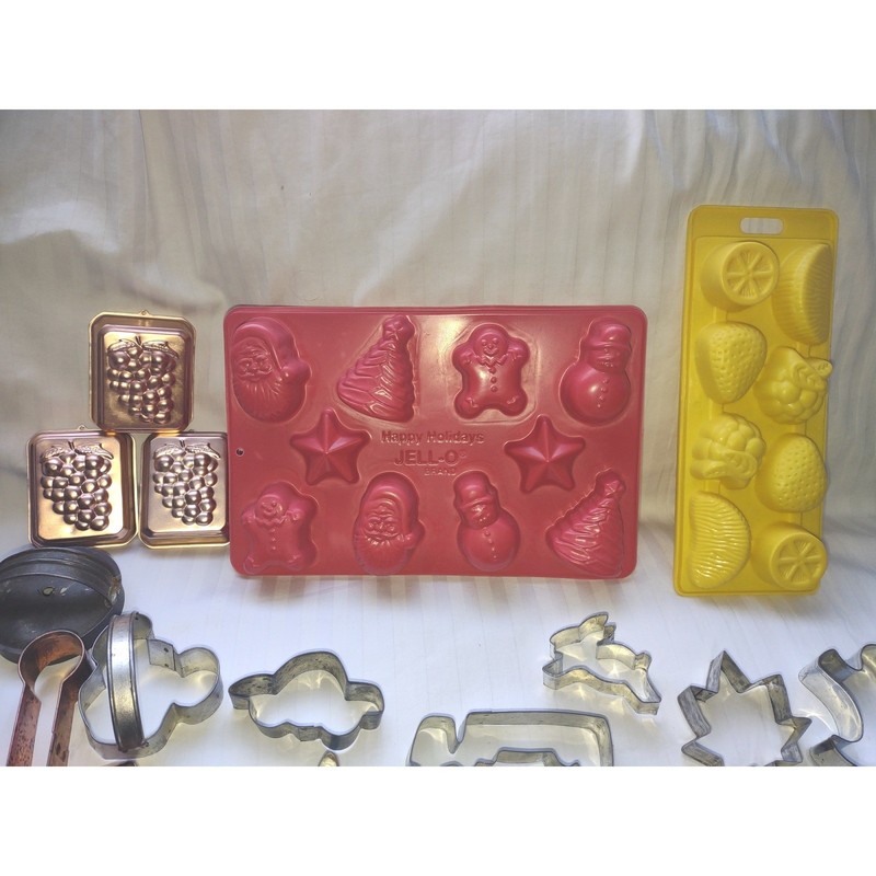 Large Lot of 50+ Cookie Biscuit Cutters Tin Copper Aluminum + 2 Plastic Molds gallery