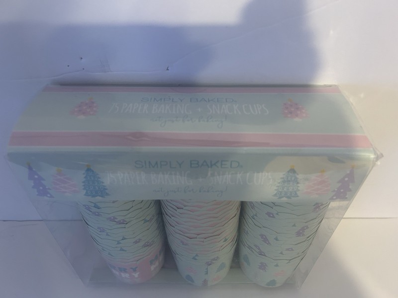 NIB Simply Baked 75 Paper Baking/Snack Cups Christmas MerryMerry Christmas #1920 gallery