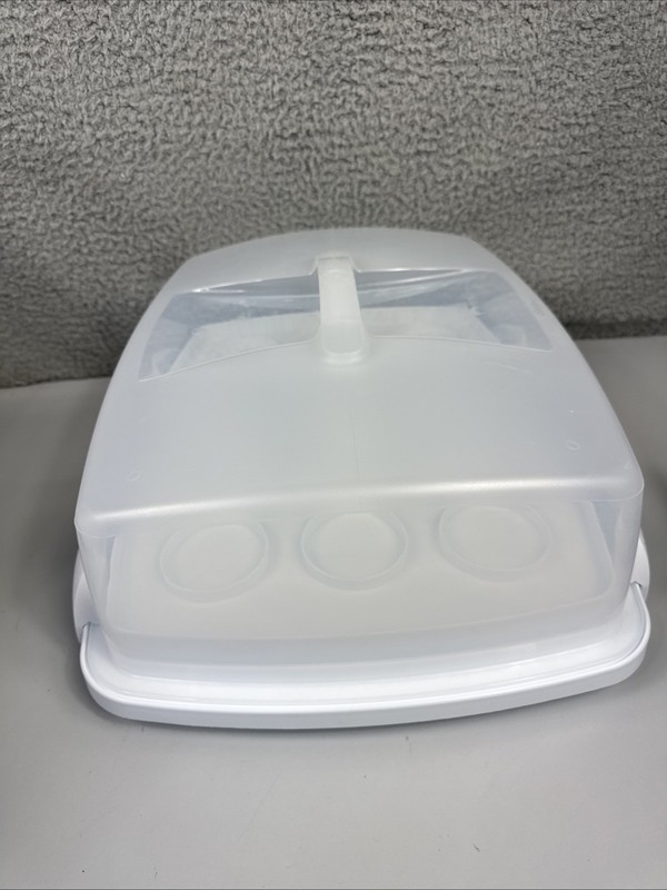 Wilton Ultimate 3 in 1 Caddy Cupcake Cake Holder Carrier Tote 18x14x5.5 USA 2012 gallery