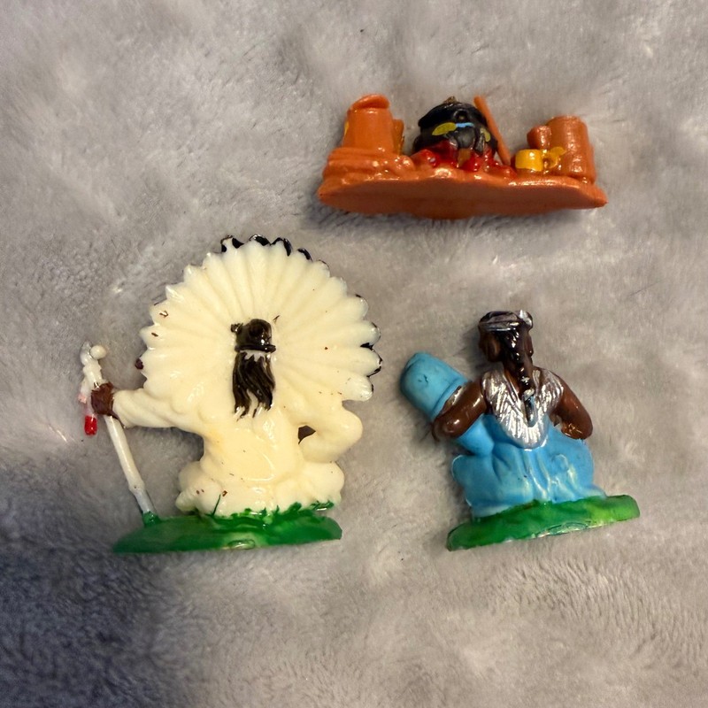 Vintage Plastic Cake Topper Lot of 5 Native American Totem Figures gallery