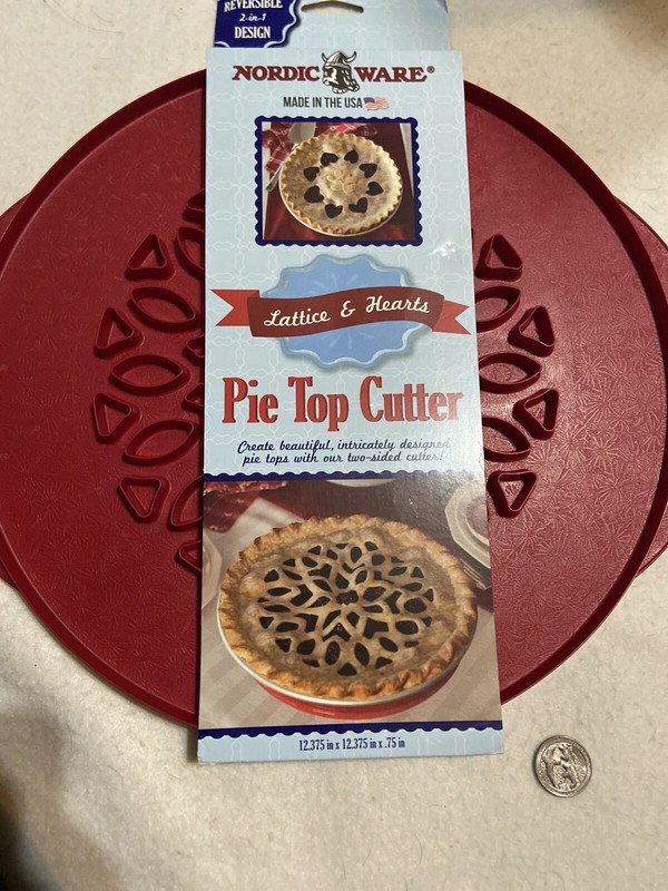 Nordic Ware Lattice & Hearts Reversible Pie Top Cutter Lattice and Hearts NEW P2