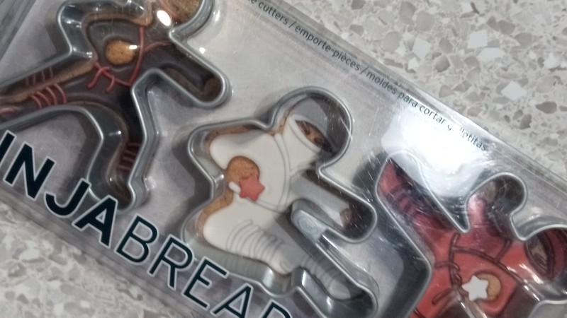 NINJA BREAD MEN-Fred set 3 plastic cookie cutters 3.5" Ninja Warrior shape New gallery