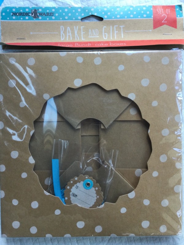 NORDIC WARE SET OF 2 BAKE & GIFT VIEWING BUNDT CAKE POLKA DOT BOXES W RIBBONS NW